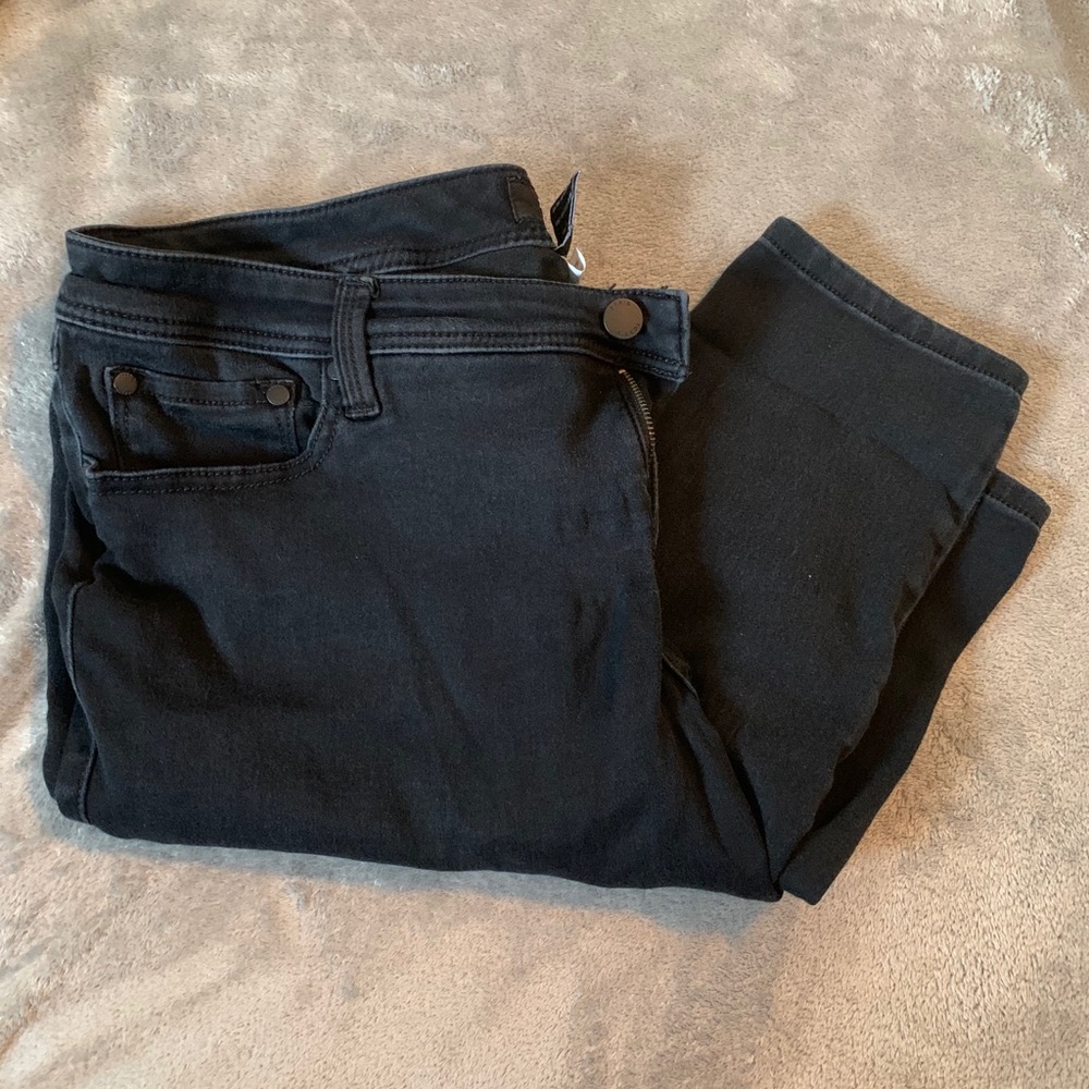 Torrid Black jeans Size 18 Super Stretch